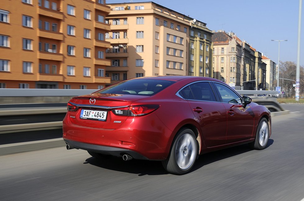 Mazda 6 2.0 Skyactiv-G/121 kW Revolution