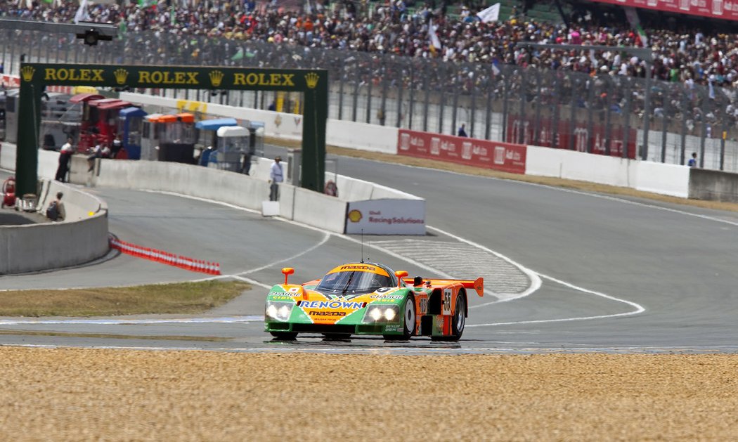 Mazda 787B v Le Mans 2011