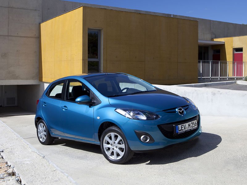 Mazda 2