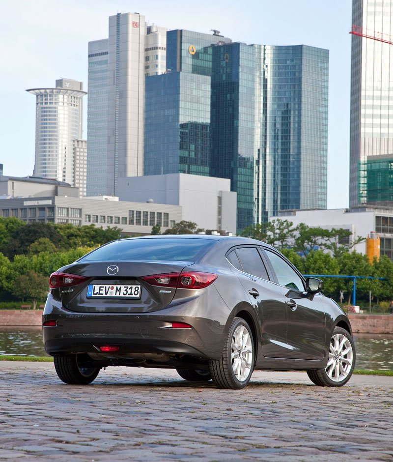 Mazda 3 sedan