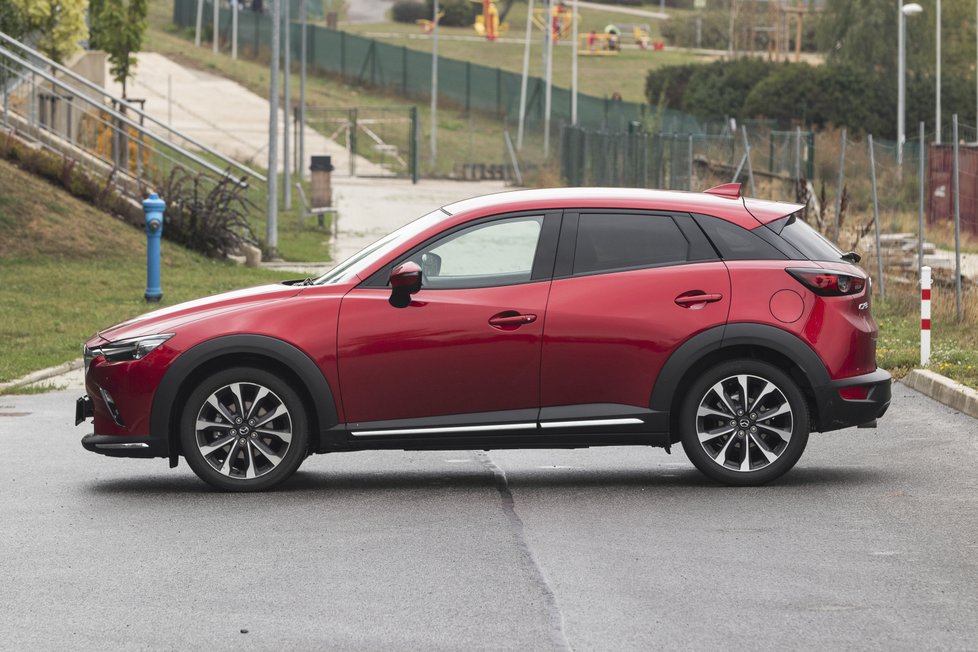 Mazda CX-3: Rudá kočka