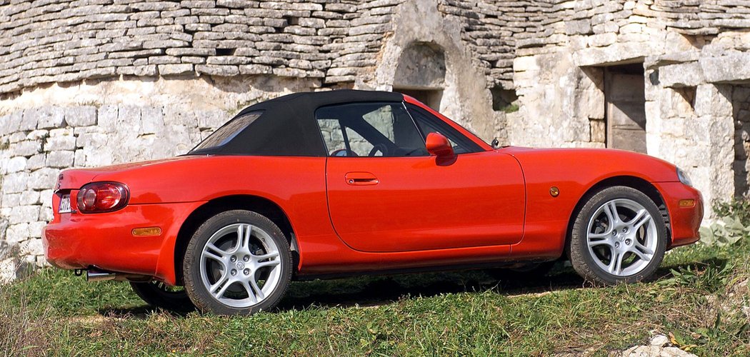 Mazda MX-5 Roadster (NB) 1998–2005