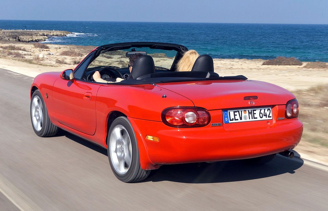 Mazda MX-5 Roadster (NB) 1998–2005