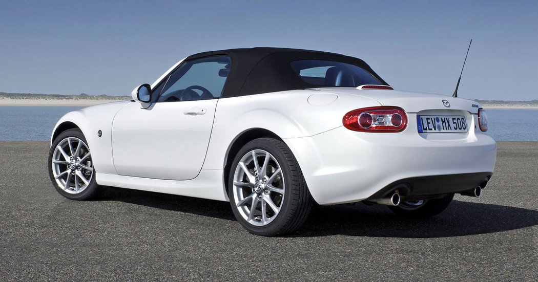 Mazda MX-5 Roadster (NC2) 2008–12