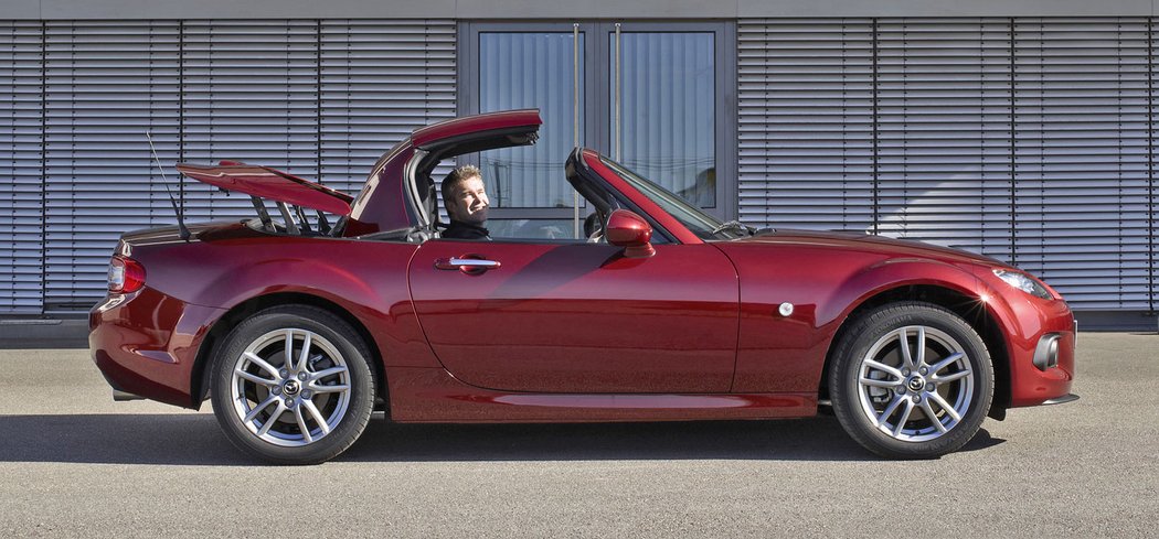 Mazda MX-5 Roadster-Coupe (NC3) 2012–2014