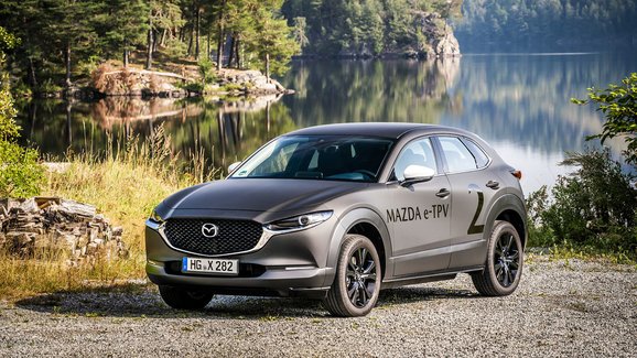 První elektrická Mazda se může představit již příští měsíc. Co o ní zatím víme?