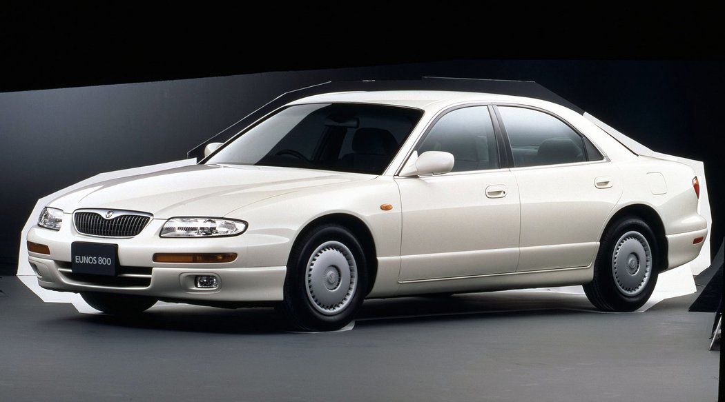 Mazda Eunos 800 (1993)