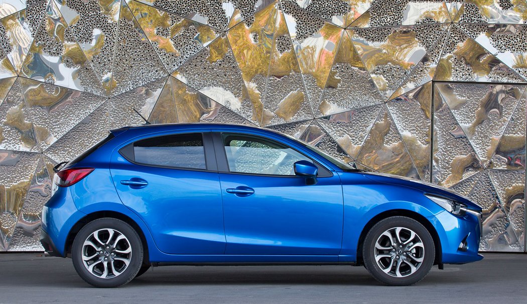 Mazda 2