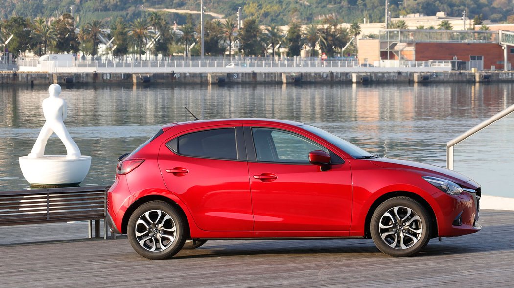 Mazda 2