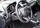 Mazda 2: Interiér nové generace odhalen na videu