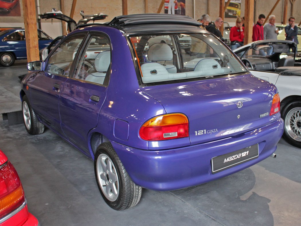 Mazda 121 (1994)