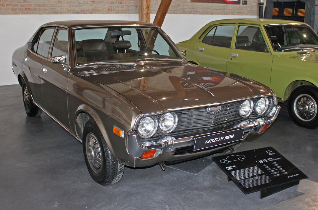 Mazda 929 (1975)