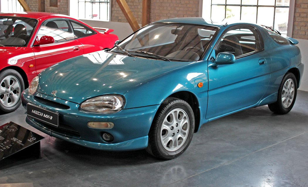 Mazda MX-3 (1992)