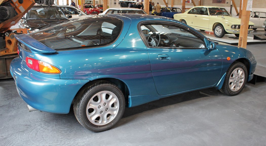 Mazda MX-3 (1992)