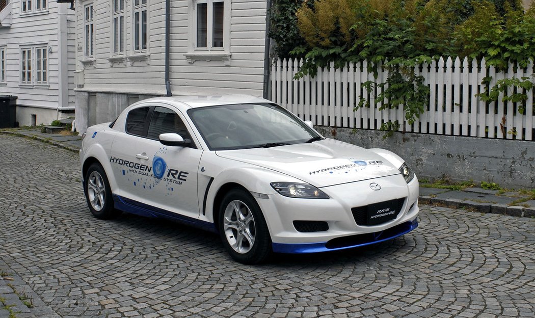 Mazda RX-8 Hydrogen RE (2004–2008)