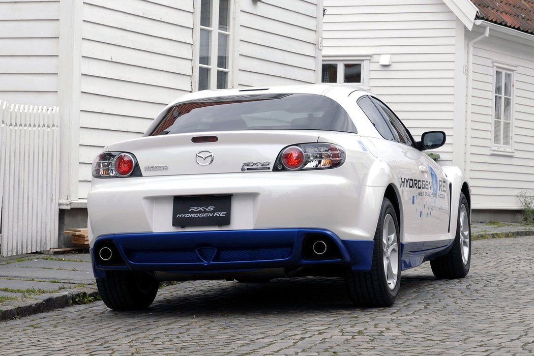 Mazda RX-8 Hydrogen RE (2004–2008)