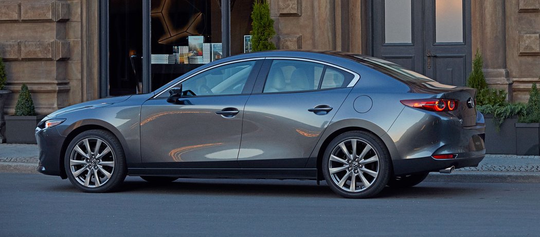 Mazda 3 Sedan