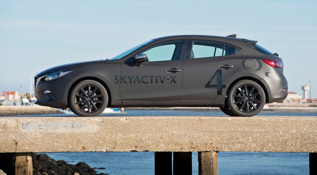 Mazda Skyactiv-X