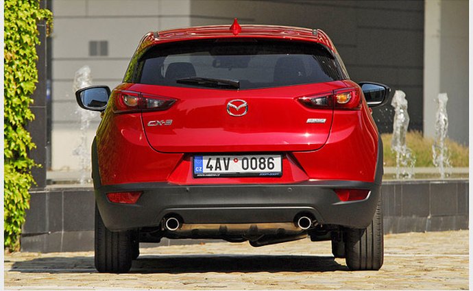 mazda testy crossover