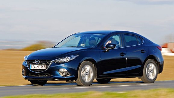 TEST Mazda 3 Sedan 2.0G (88 kW) – Trojka na jedničku