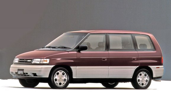 Původní hranatá Mazda MPV: Proč vznikla dříve než slavná MX-5?