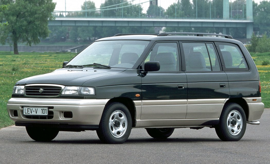 Mazda MPV (1997)