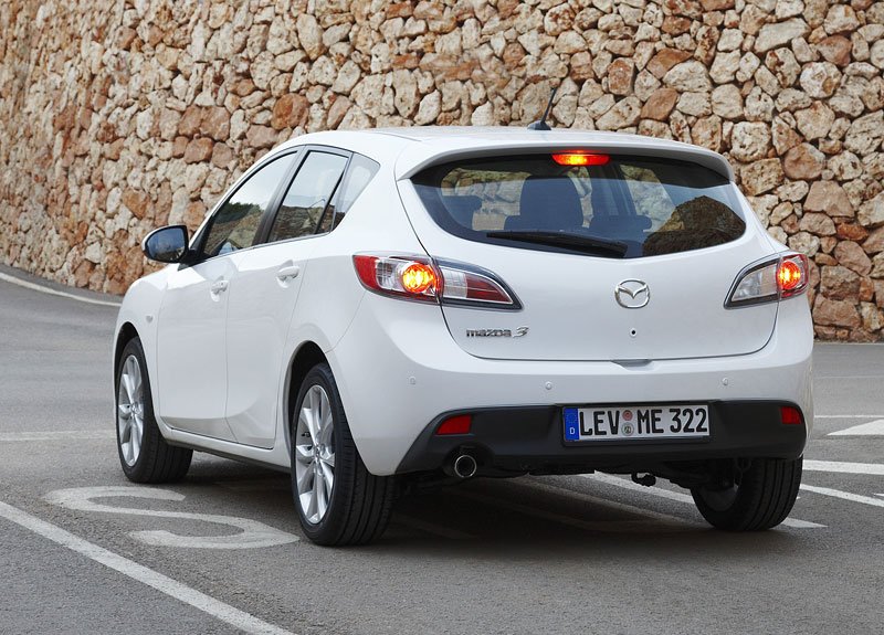 Mazda3 i-stop