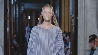 70 outfitů z přehlídek fashion weeku, které chcete nosit nejen na fashion weeku