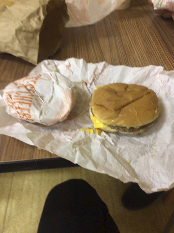 Zmačkaný burger