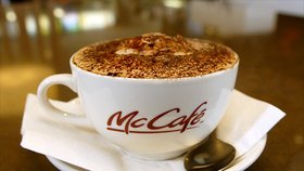 Nová káva od Mccafé by měla být kvalitnější a levnější