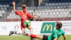 McDonald’s Cup rozhýbal děti online, nyní se vrací ve své tradiční podobě s fotbalovým turnajem