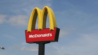 McDonald’s kvůli ruské invazi na Ukrajinu zavírá své restaurace v Rusku