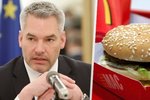 Rakouský kancléř doporučil chudým rodinám, aby se stravovaly hranolky a hamburgery