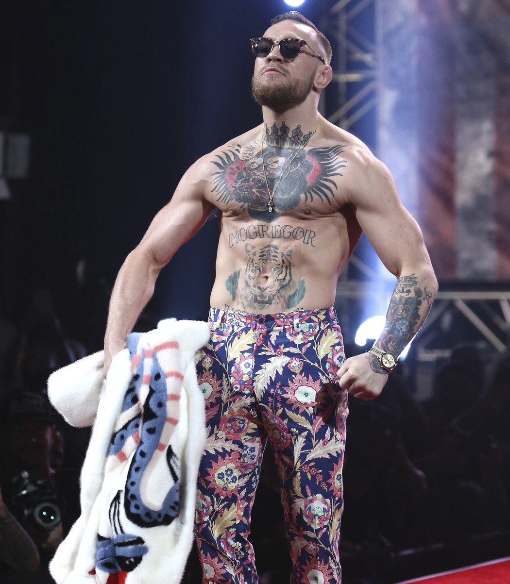 McGregor měl kožich z ledního medvěda