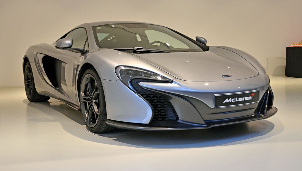 McLaren 650S