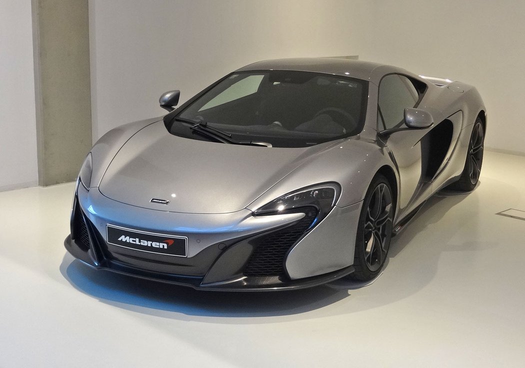 McLaren 650S