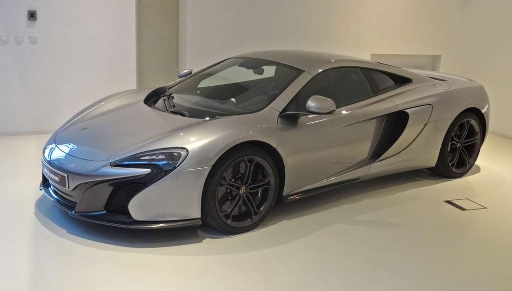 McLaren 650S