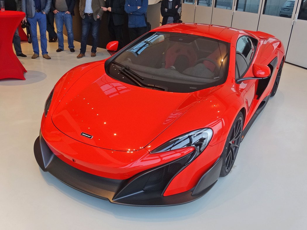 McLaren 650S