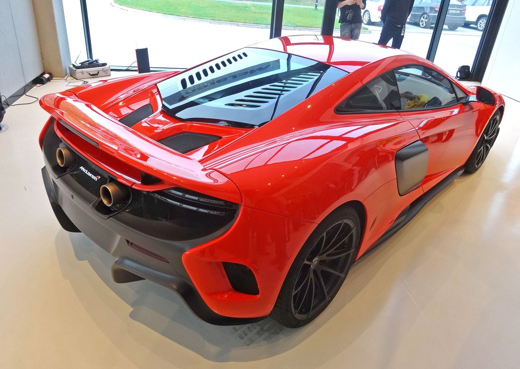 McLaren 650S