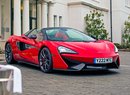 Ještě nemáte dárek na Valentýna? Řešením je zakázkový McLaren 570S Spider