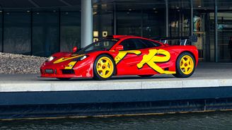 McLaren F1 GTR (1996) McLaren F1 GTR (1996)
