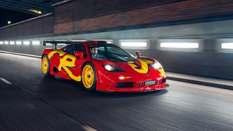 McLaren F1 GTR (1996) McLaren F1 GTR (1996)