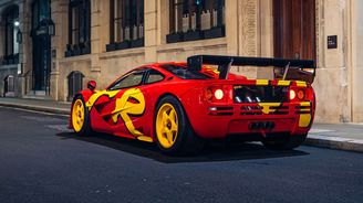 McLaren F1 GTR (1996) McLaren F1 GTR (1996)