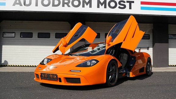V Česku je na prodej replika McLarenu F1. Spletla by vás?