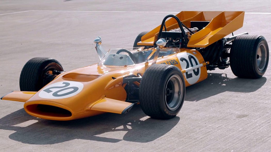 McLaren M9A