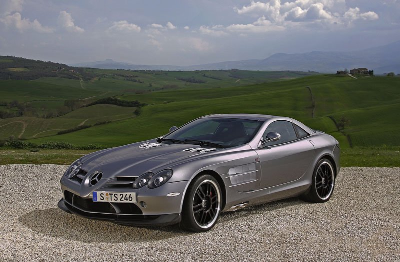 Mercedes-Benz SLR