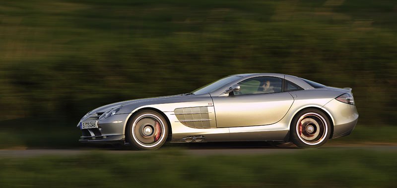 Mercedes-Benz SLR