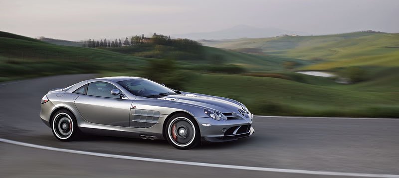 Mercedes-Benz SLR