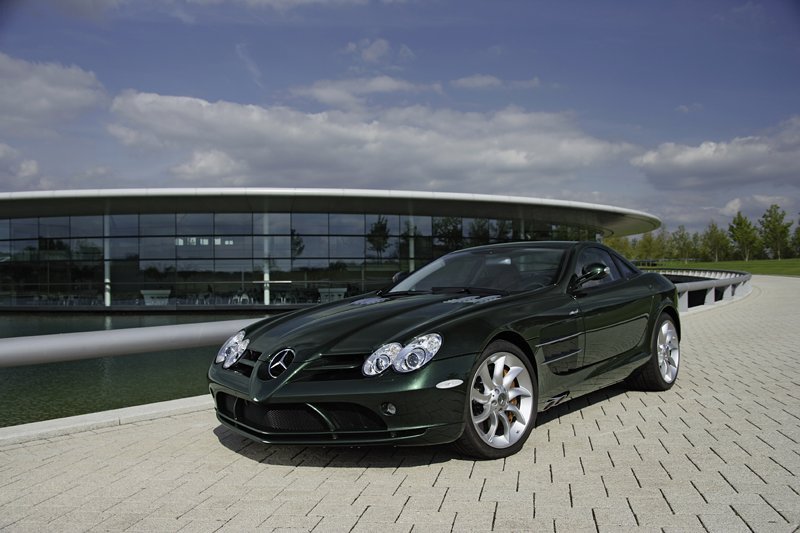 Mercedes-Benz SLR