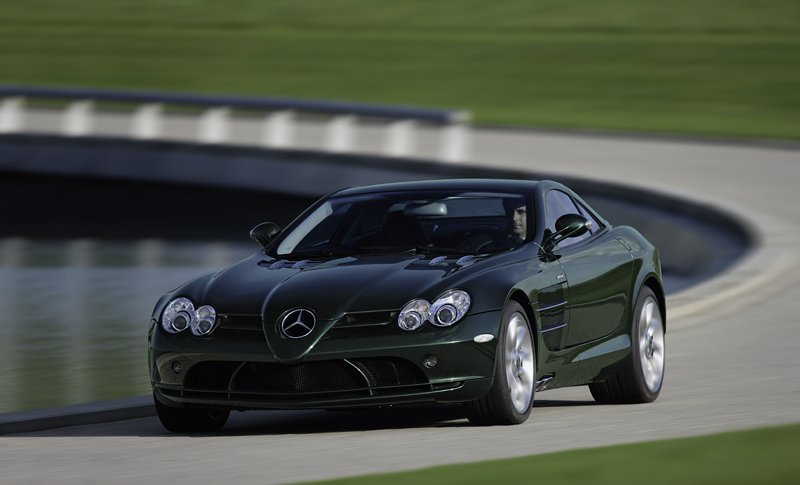 Mercedes-Benz SLR